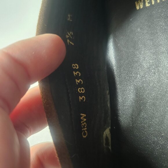 Stuart Weitzman - Picture 5 of 5